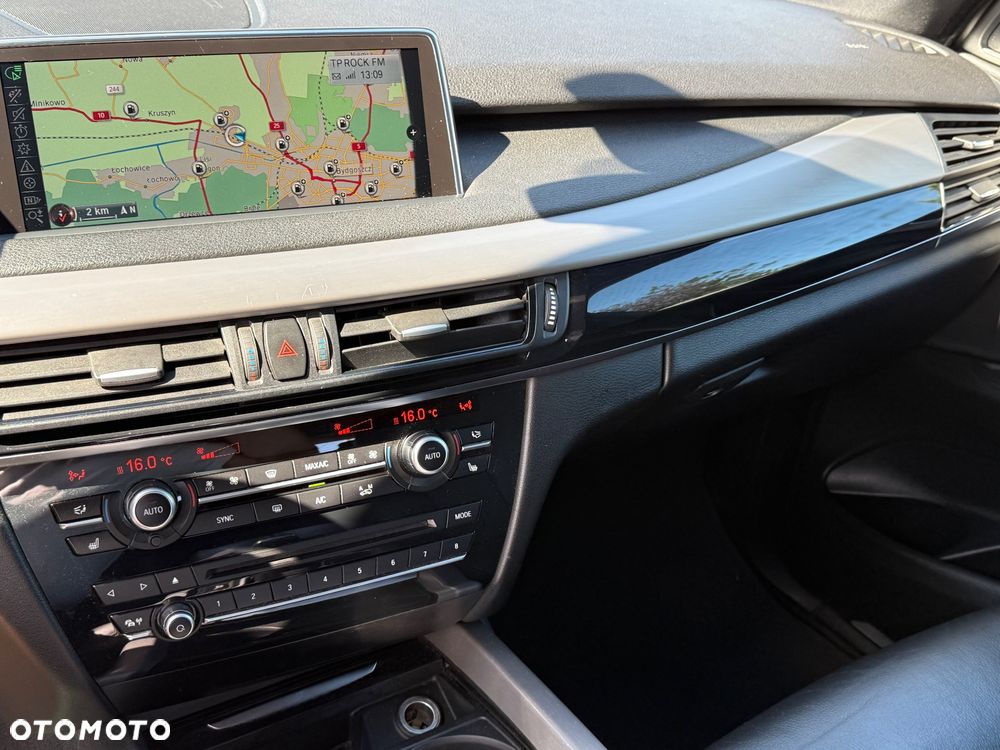 BMW X5 xDrive25d - 10