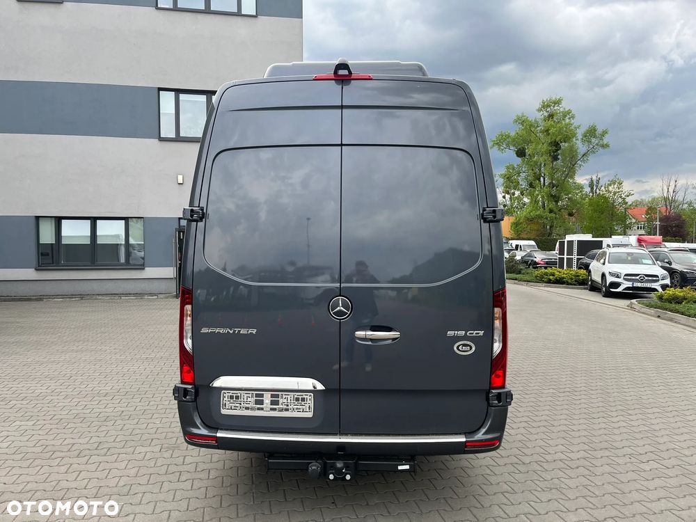Mercedes-Benz Sprinter - 6