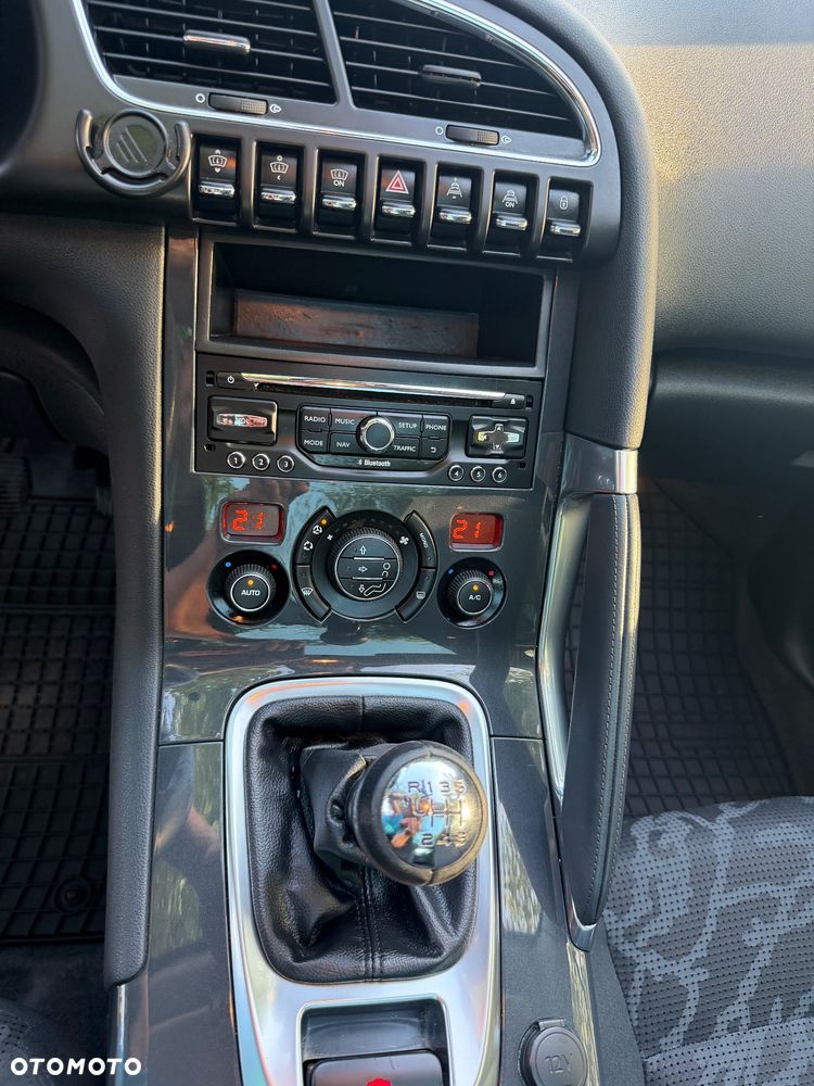 Peugeot 3008 HDi 150 Allure - 18