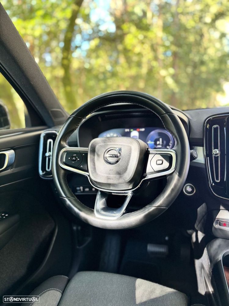 Volvo XC 40 - 24