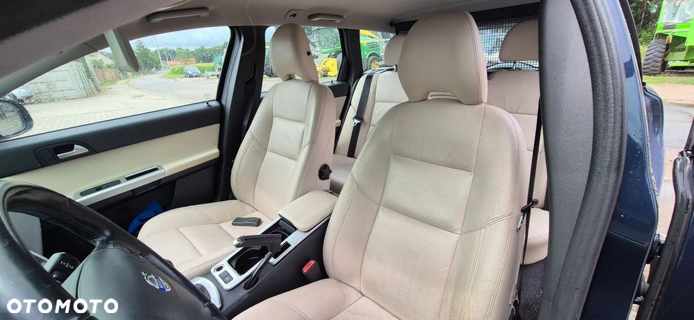 Volvo V50 D2 Business Edition - 21