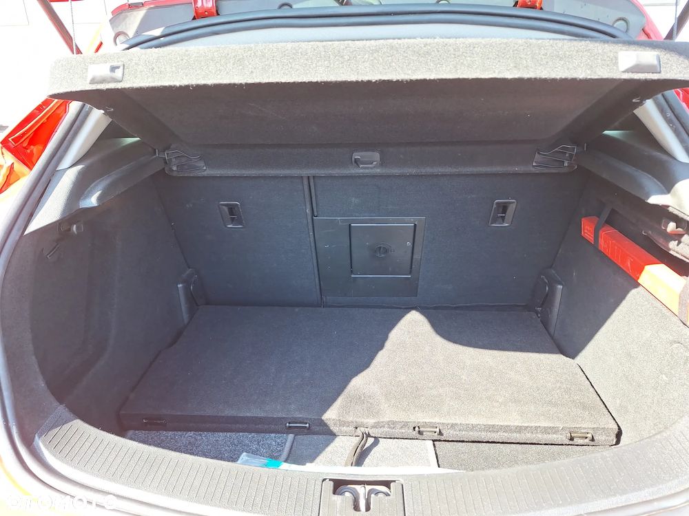 Opel Astra 2.0 CDTI ecoFLEX Start/Stop - 19