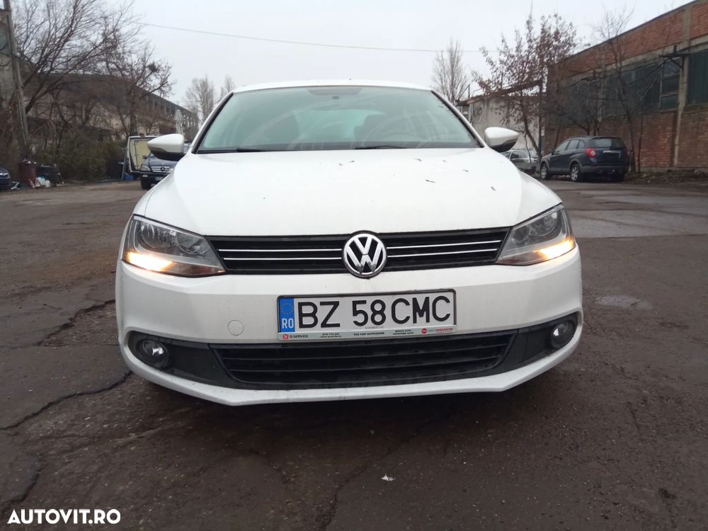 Volkswagen Jetta 1.2 TSI Trendline - 1