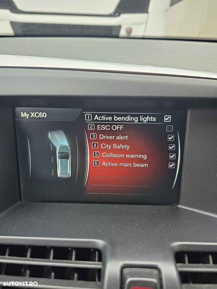 Volvo XC 60 D4 Geartronic Summum - 21