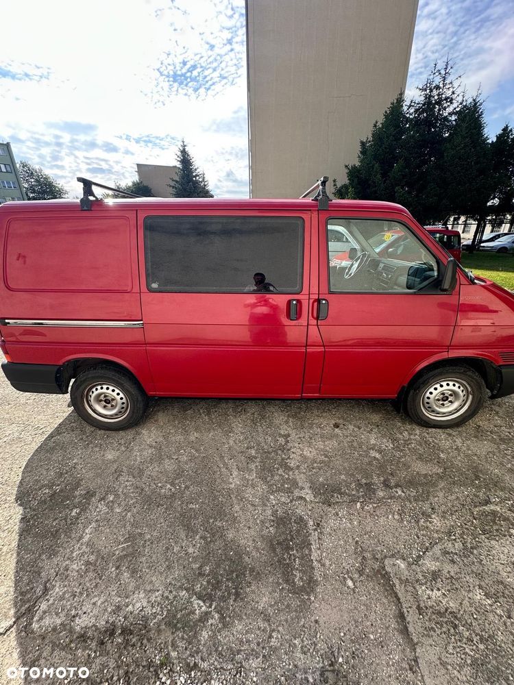 Volkswagen Transporter - 4