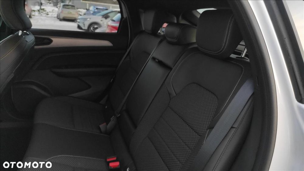 Renault Arkana 1.6 E-TECH Techno MMT - 17