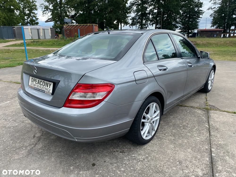 Mercedes-Benz Klasa C 180 CGI BlueEff Classic - 7