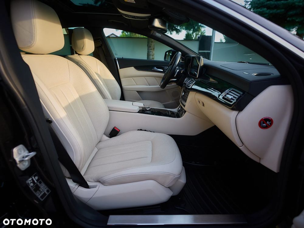 Mercedes-Benz CLS 350 d 4-Matic - 21