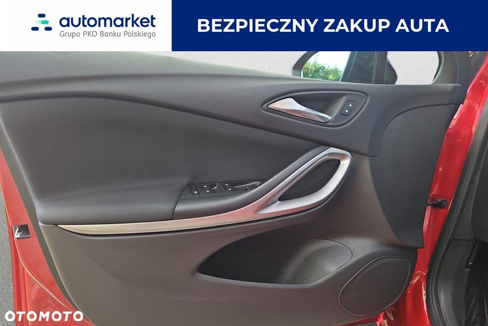 Opel Astra 1.2 T GS S&S - 10