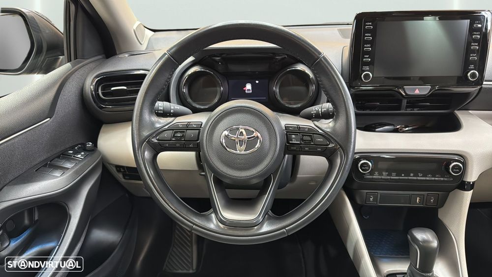 Toyota Yaris 1.5 HDF Luxury - 9