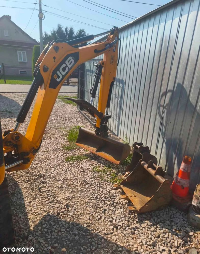 JCB 8014 - 4
