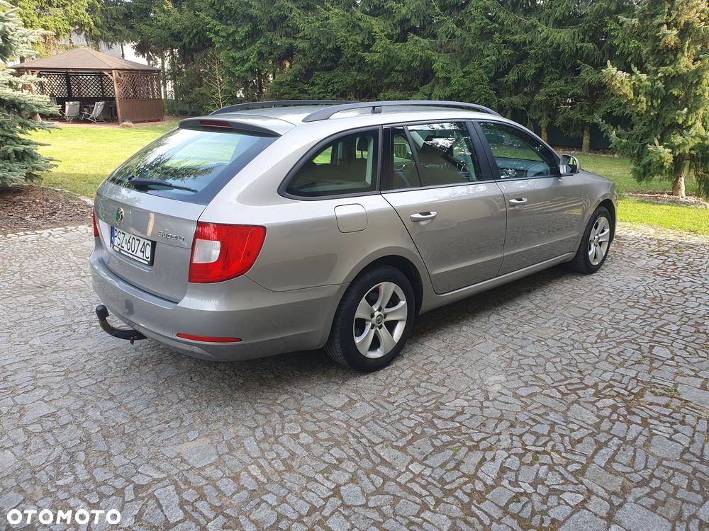 Skoda Superb 2.0 TDI DSG Active - 13