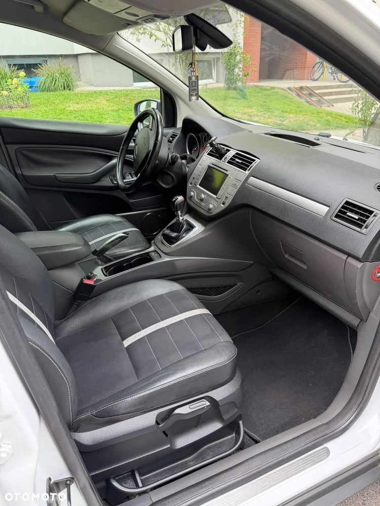 Ford Kuga 2012 photo 5