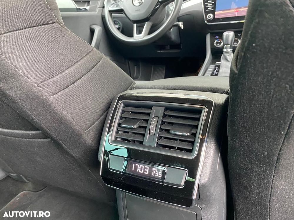 Skoda Superb 2.0 TDI DSG Sportline - 5