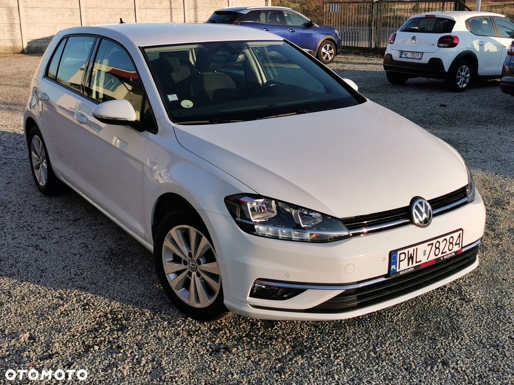 Volkswagen Golf - 2