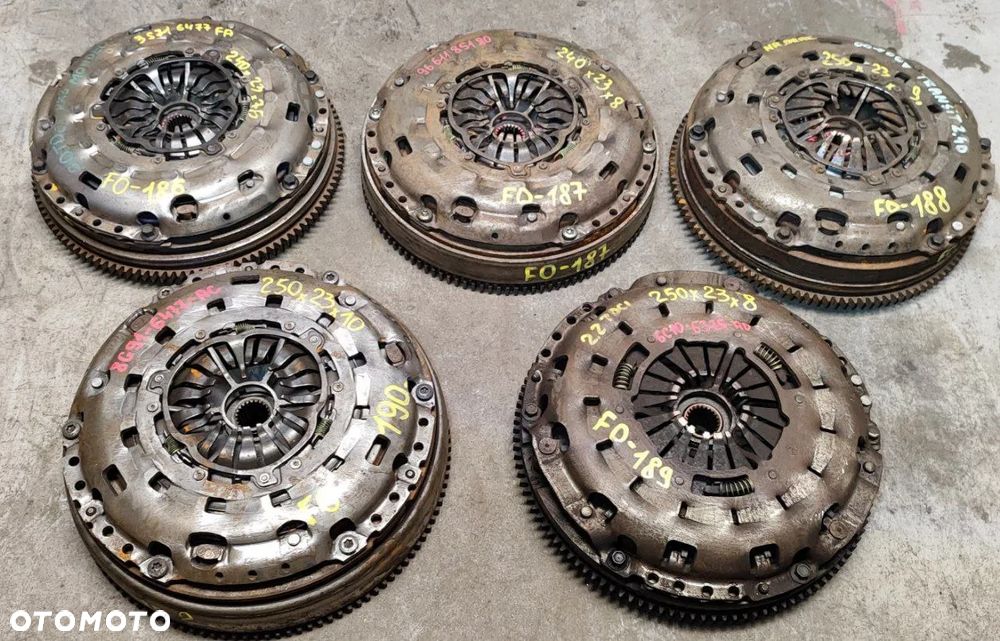 FORD DIESEL / BENZYNA SPRZĘGŁO KOŁO ZAMACHOWE TARCZA DOCISK DWUMAS - 13