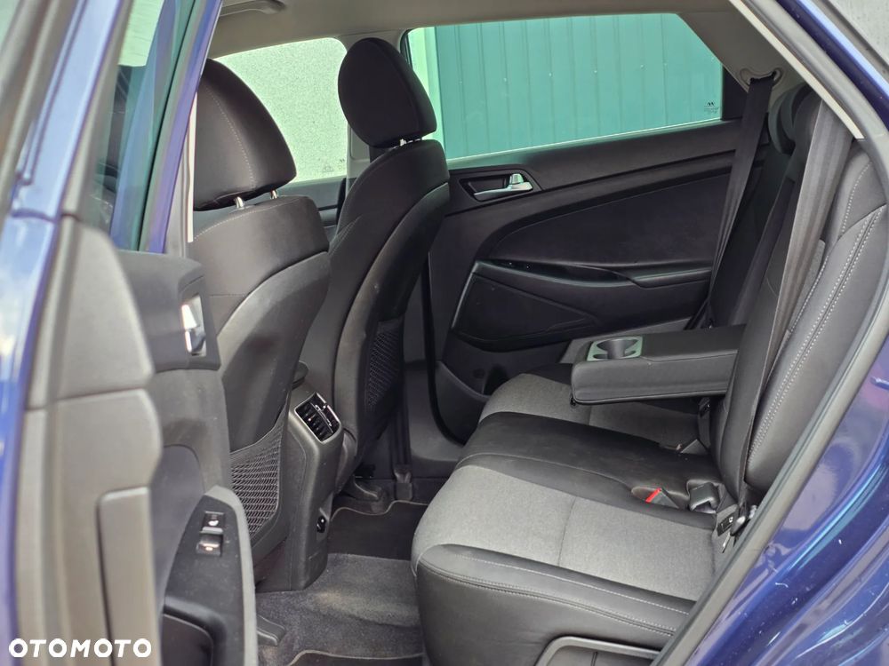 Hyundai Tucson 1.6 GDI BlueDrive Style 2WD - 16