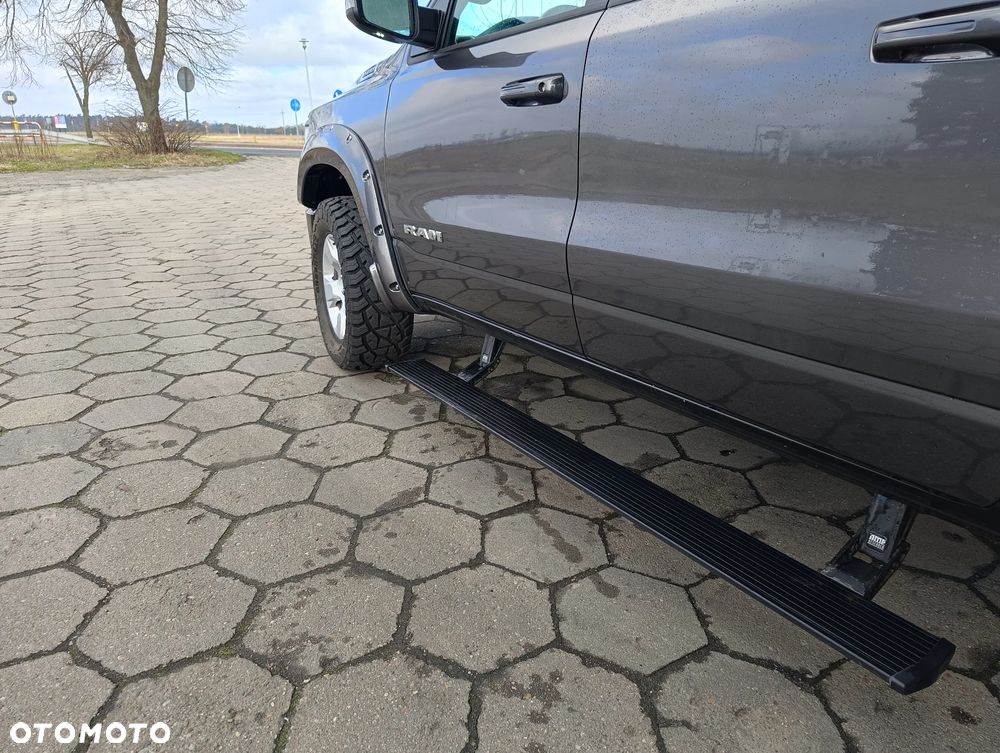 RAM 1500 Crew Cab Shortbed Bighorn - 12