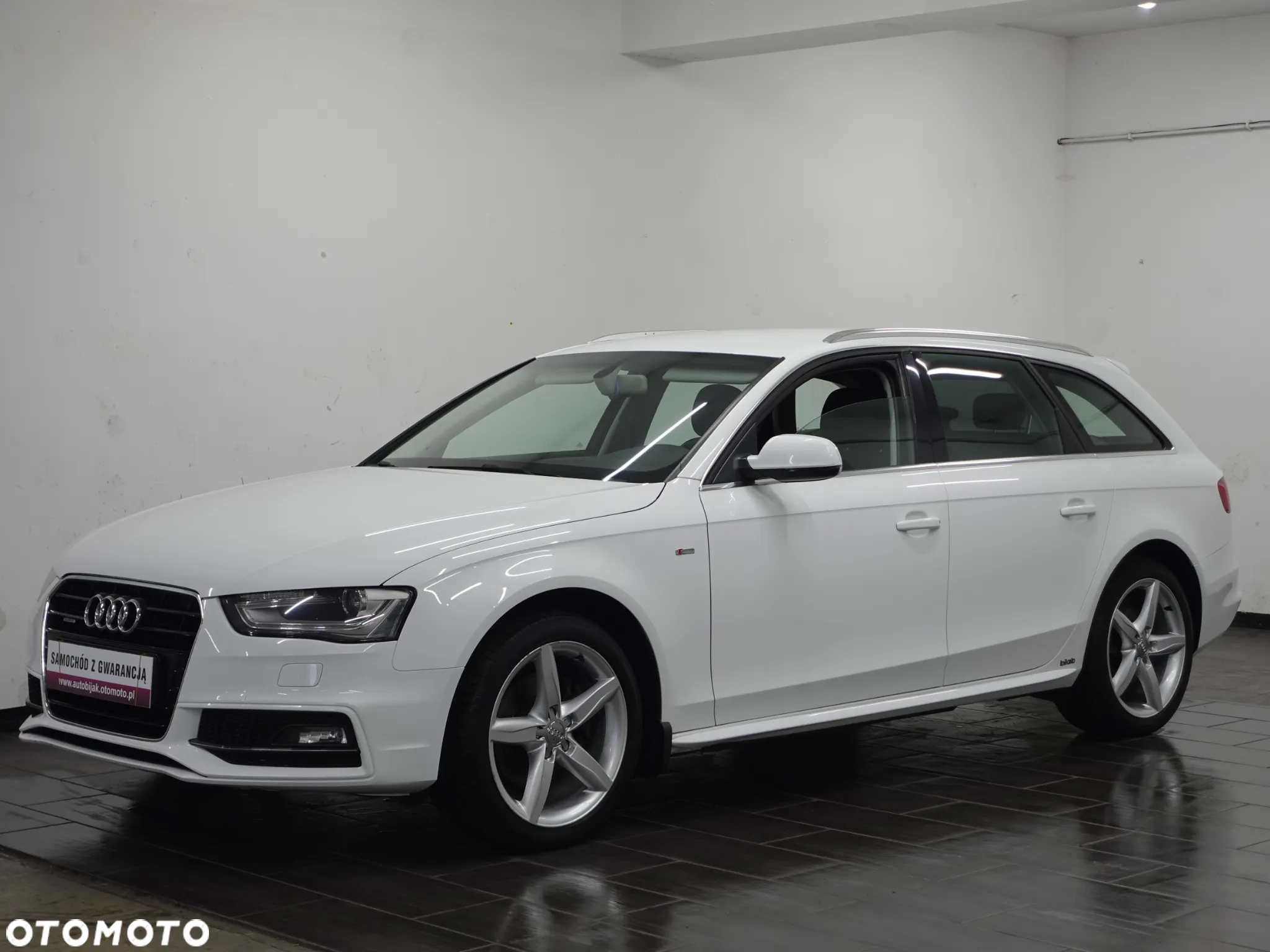 Audi A4 Avant 2.0 TDI DPF clean diesel quattro S line Sportpaket - 4
