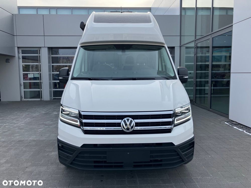 Volkswagen Grand California Grand California 600 silnik: 2,0 l TDI EU6 SCR BlueMotion Technology 130 kW skrzynia biegów: Przedni napęd automatyczna 8-biegowa rozstaw osi: 3640 mm - 38