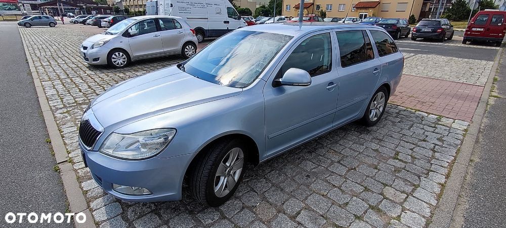 Skoda Octavia - 2