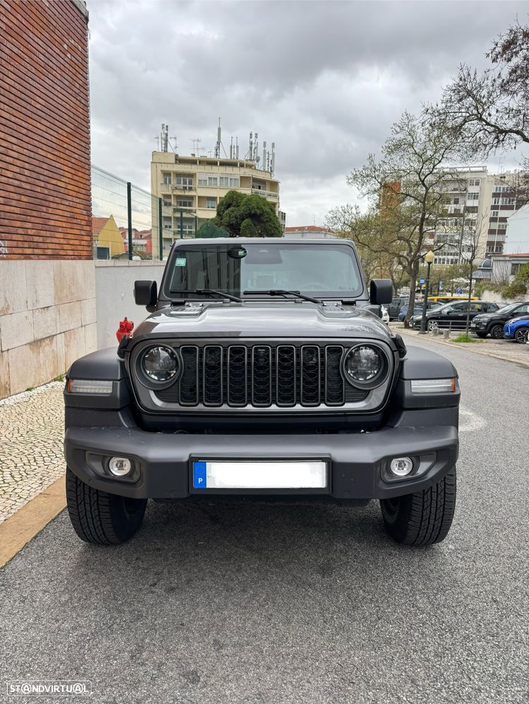 Jeep Wrangler - 2