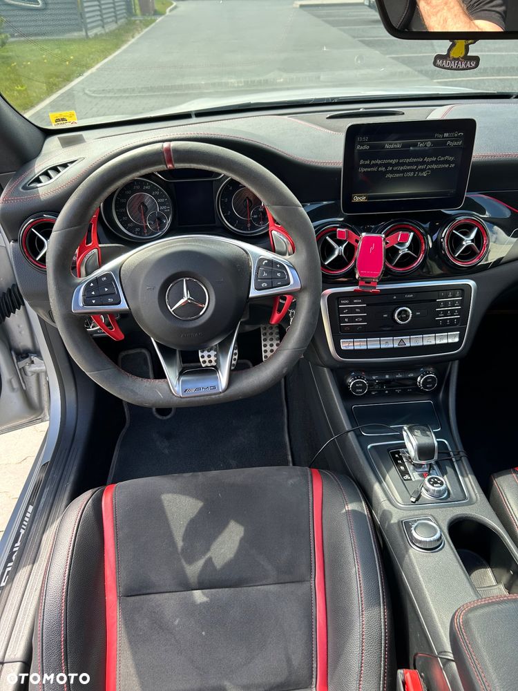 Mercedes-Benz CLA - 13