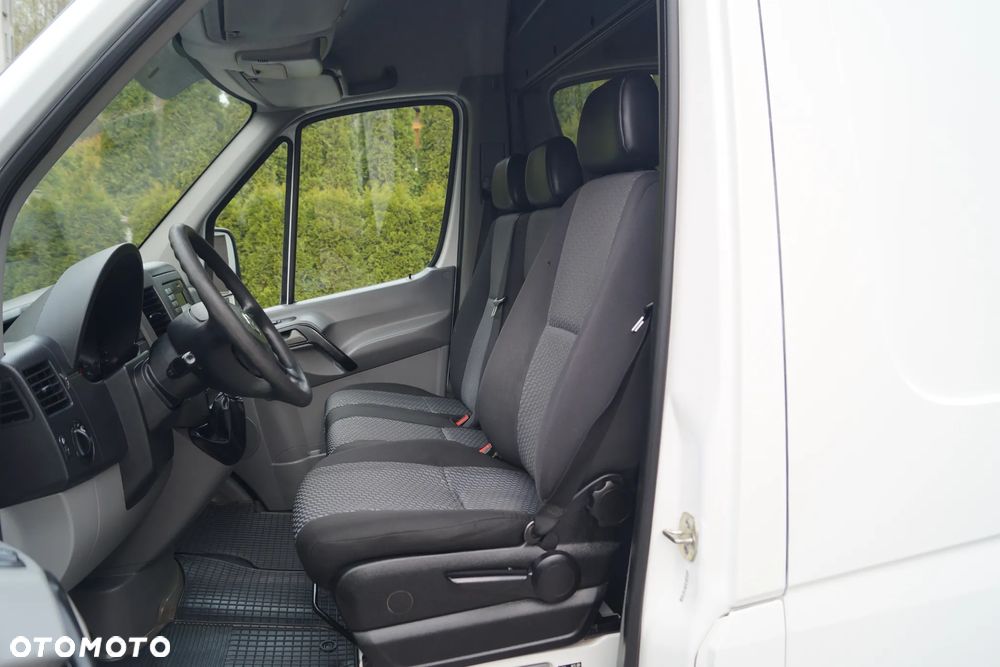 Volkswagen Crafter - 10