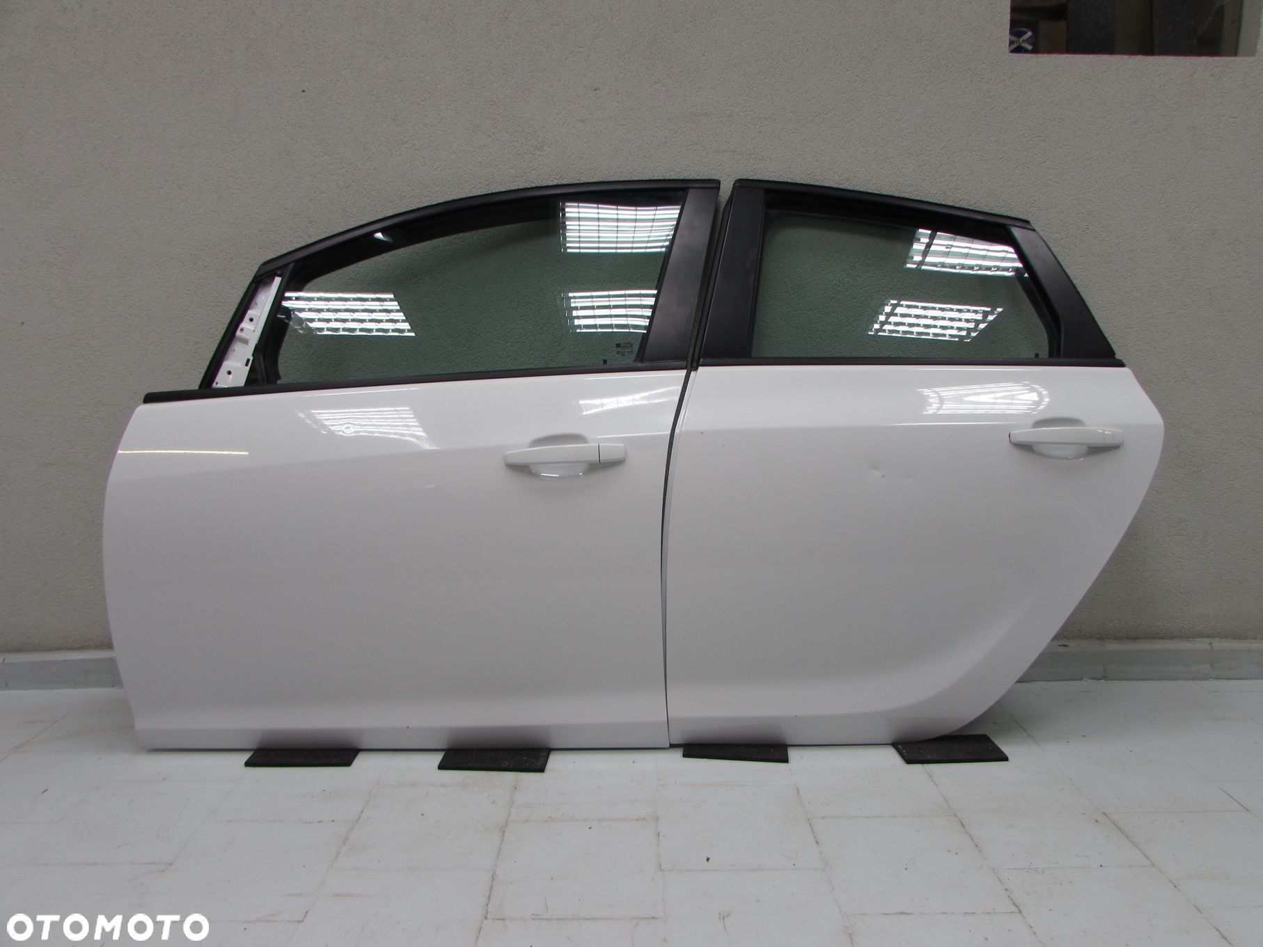 OPEL ASTRA IV J LIFT FL 09-15 DRZWI TYL LEWY TYLNE LEWE KPL Z40R Z 0R - 1