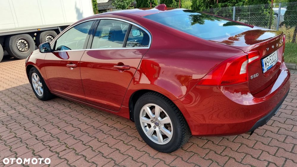 Volvo S60 D3 Geartronic Momentum - 8