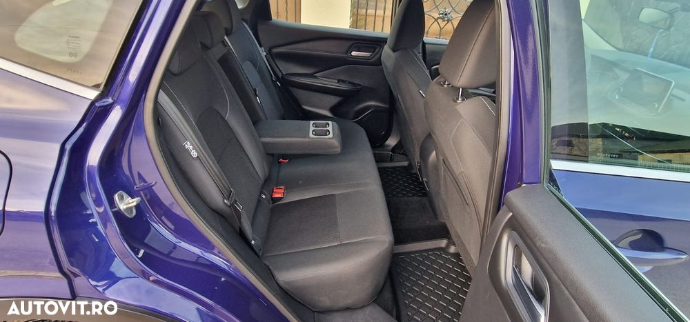 Nissan Qashqai 1.3 l MHEV X-Tronic N-Connecta - 8