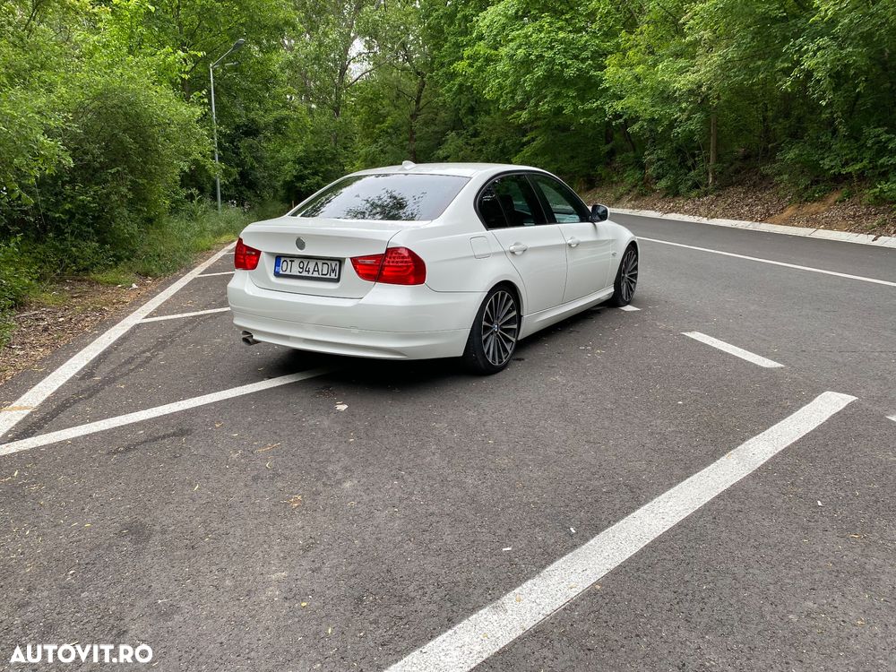 BMW Seria 3 318d - 3