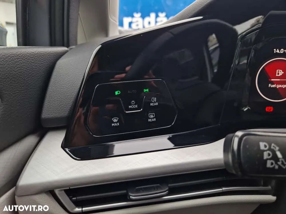 Volkswagen Golf 1.5 TSI ACT Life - 14