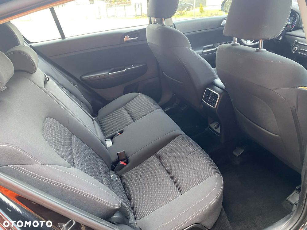 Kia Sportage - 12