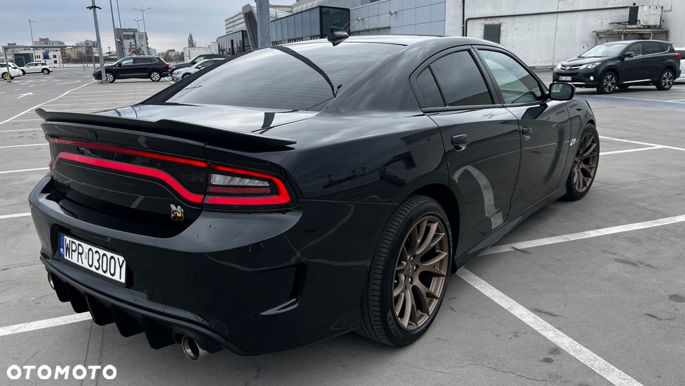 Dodge Charger 6.4 Scat Pack - 16