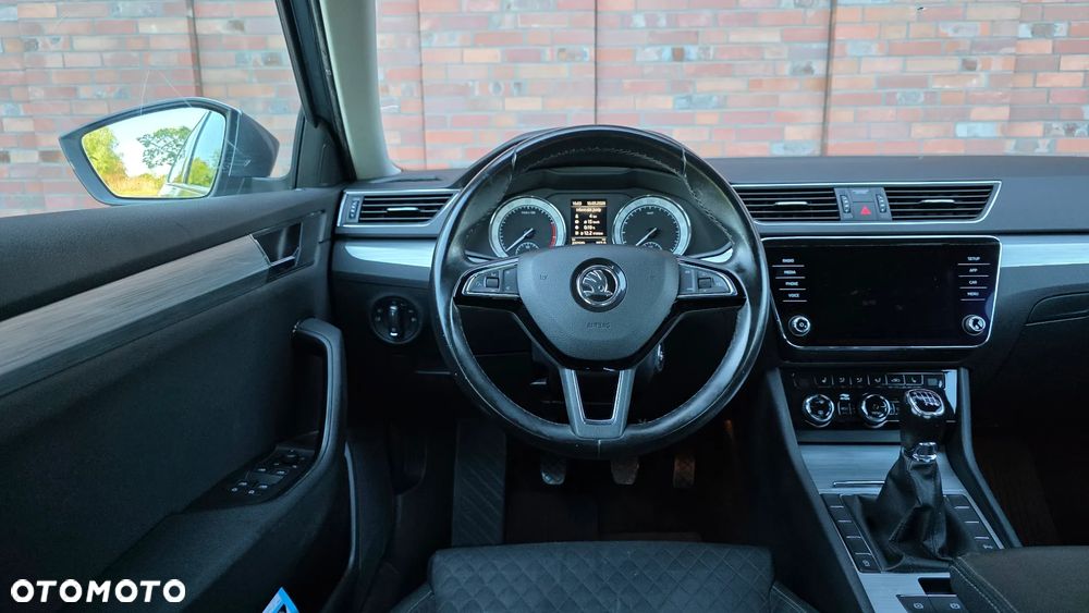 Skoda Superb 1.5 TSI ACT Ambition - 7