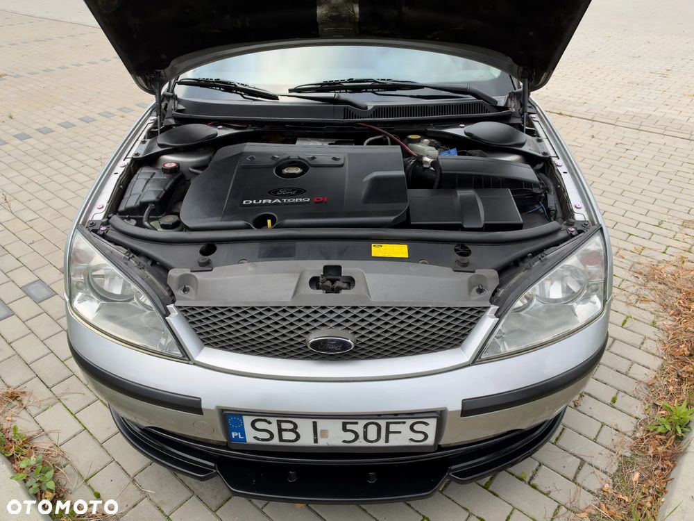 Ford Mondeo 2.0 TDDi Ghia - 13