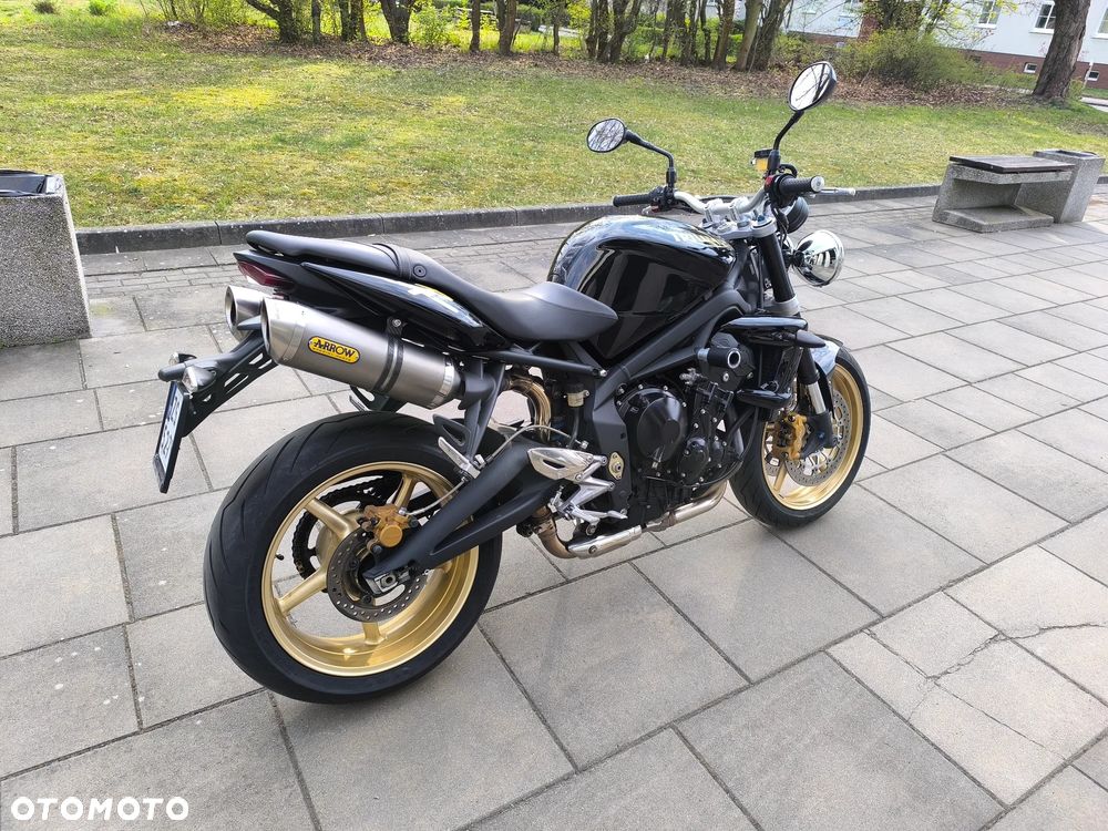 Triumph Street Triple - 6