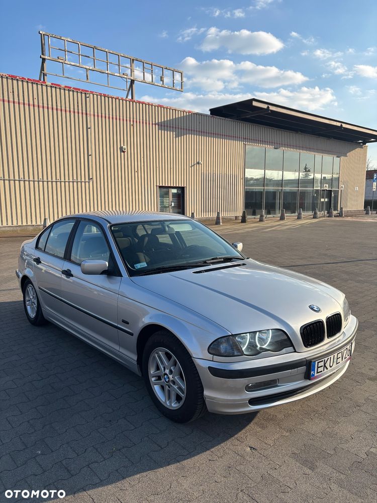 BMW Seria 3 316i - 2