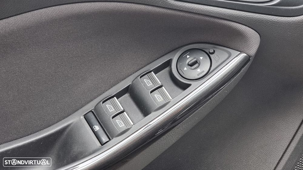 Ford Focus 1.0 EcoBoost Titanium - 14