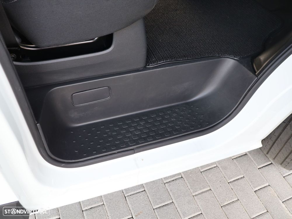 Renault Trafic 2.0 dCi L1H1 1.0T - 34