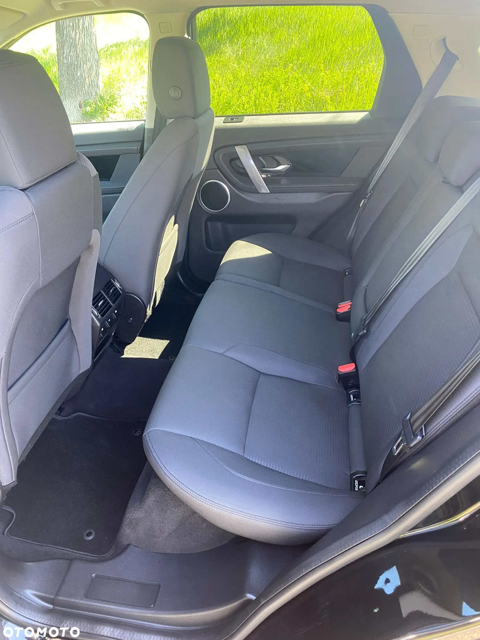 Land Rover Discovery Sport 2.0 D150 - 29