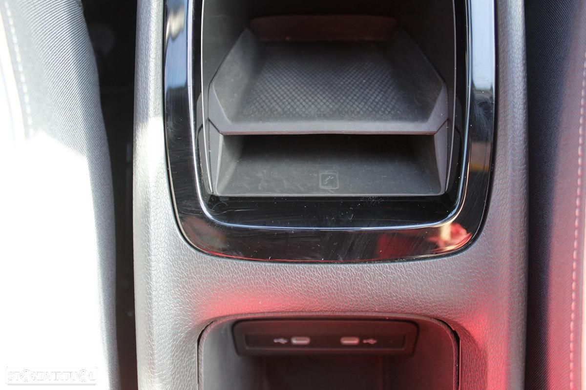 VW ID.3 Pro Performance Business - 27