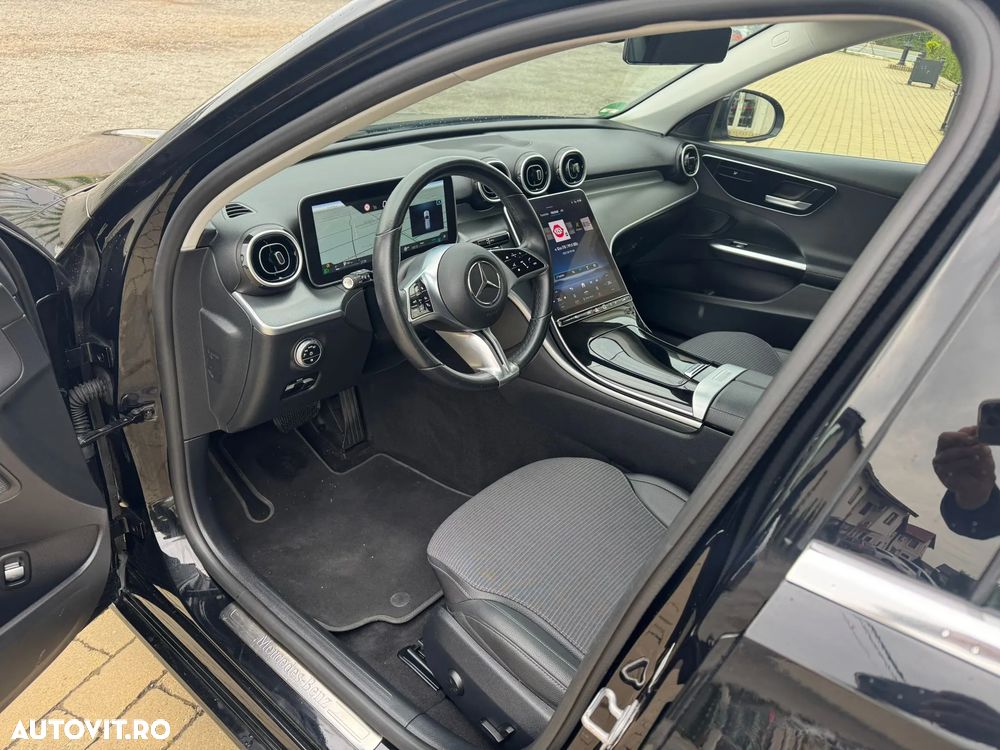 Mercedes-Benz C - 9