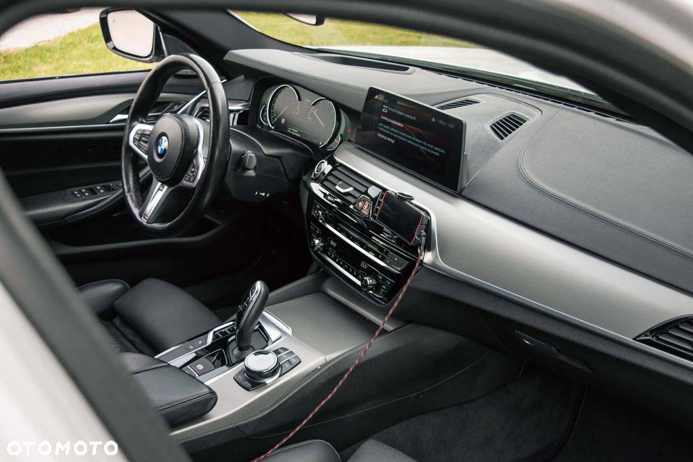 BMW Seria 5 540i M Sport sport - 22