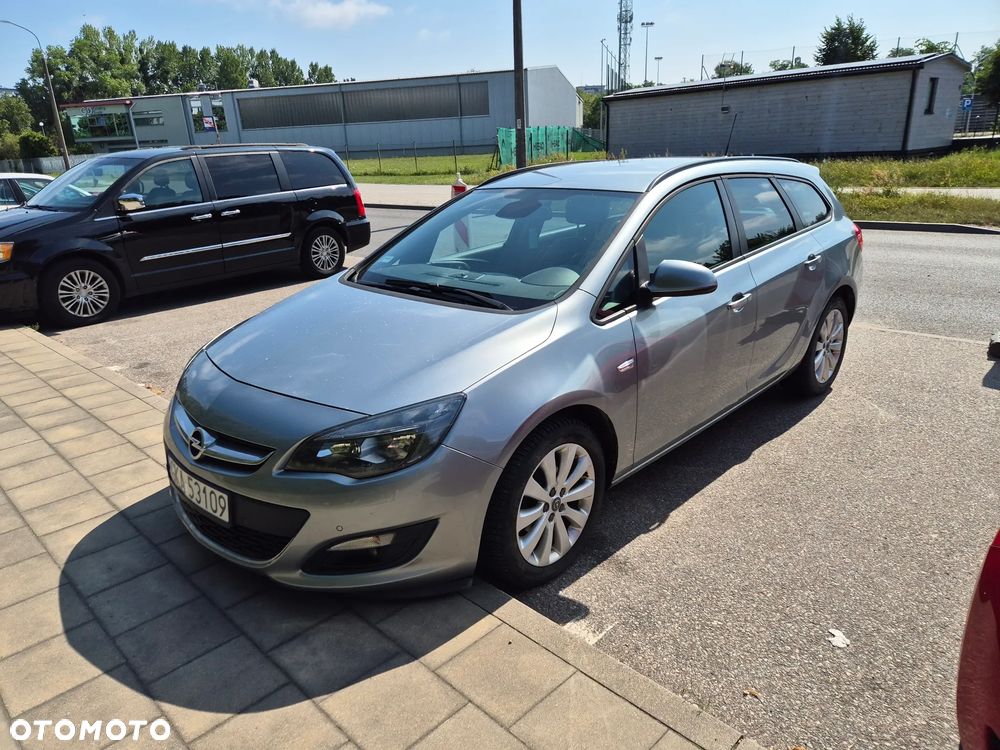 Opel Astra 1.4 Turbo Design Edition - 1