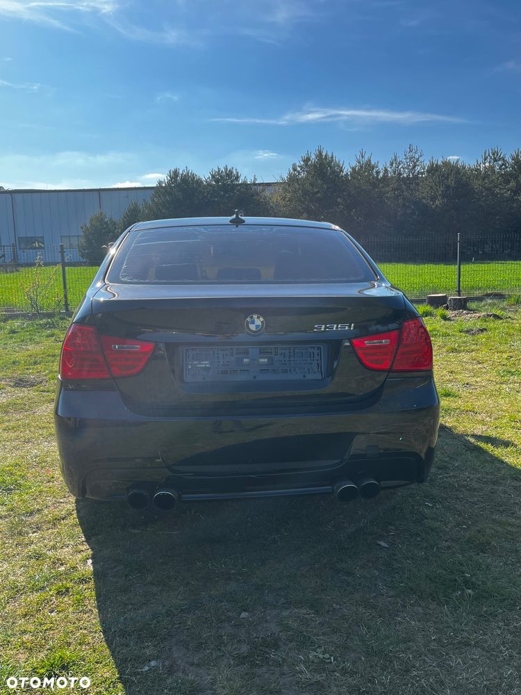 BMW Seria 3 335i Edition Exclusive - 4