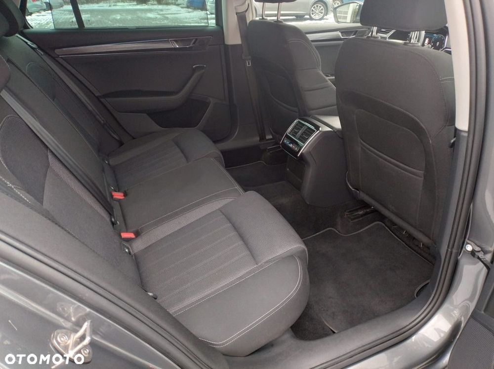 Skoda Superb 2.0 TDI SCR Style DSG - 15