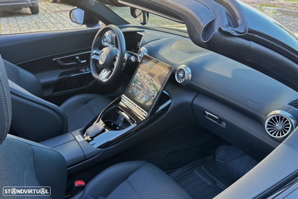 Mercedes-Benz SL 43 AMG Standard - 14