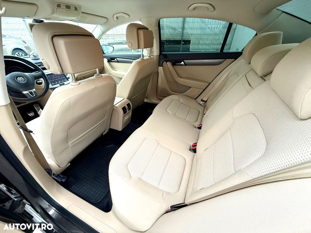 Volkswagen Passat 2.0 TDI BlueMotion Tehnology Comfortline - 13